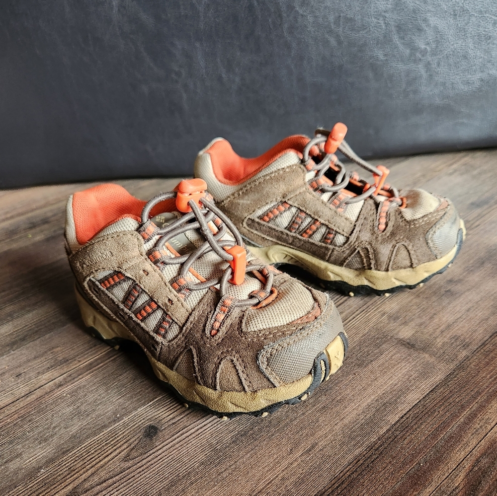 Little boys Columbia hiking shoes